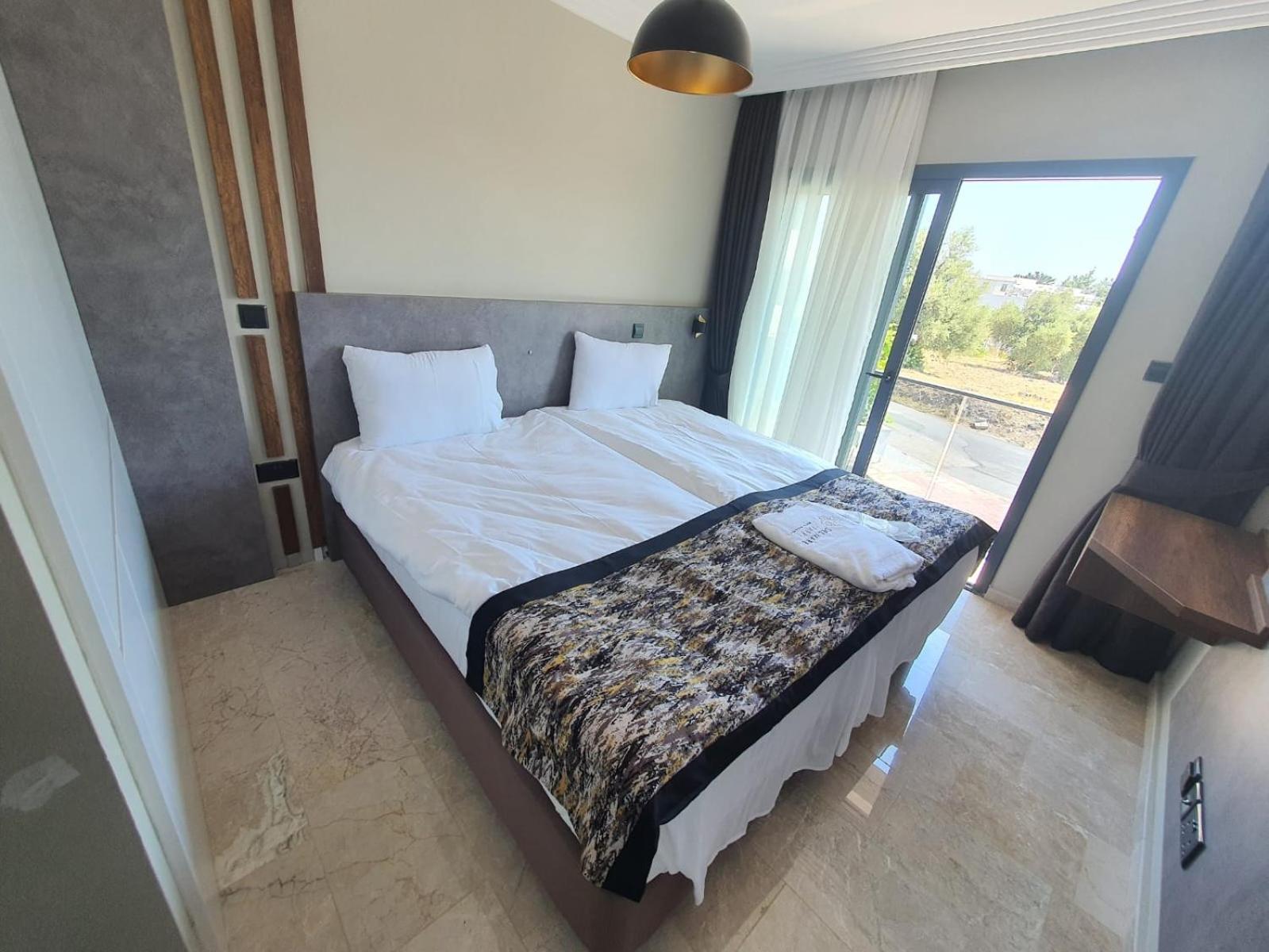 Hotel Del Mare Park à Kyrenia  Extérieur photo
